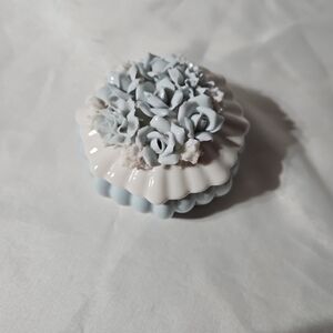 I.W. Rice Blue And White Porclain Trinket Box